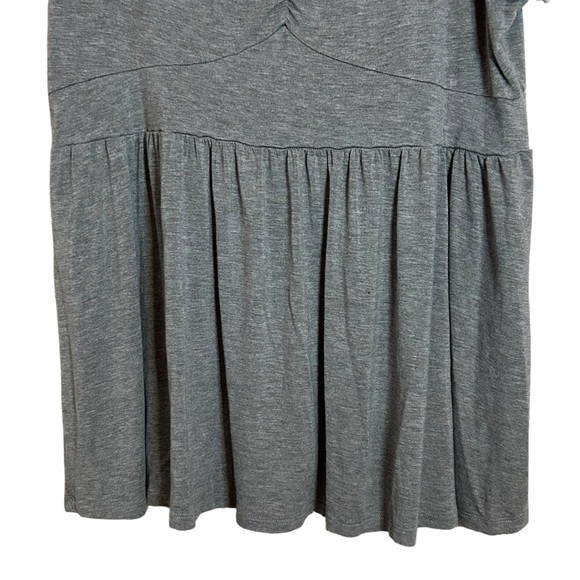 TORRID Gray Super Soft V-Neck Embroidered Sleeve Babydoll Tee 2X - Picture 6 of 12